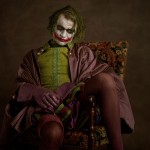 Personajes de la cultura pop muestran outfits del siglo XVI 7 Joker