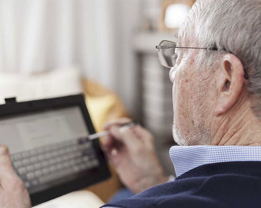 Necesario acercar la tecnología a adultos mayores acercar la tecnología a adultos mayores
