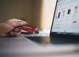 Cómo hacer compras online seguras en Black Friday y Cyber Monday comprar por internet en Black Friday