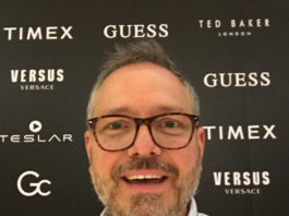 Javier Curiel director Timex