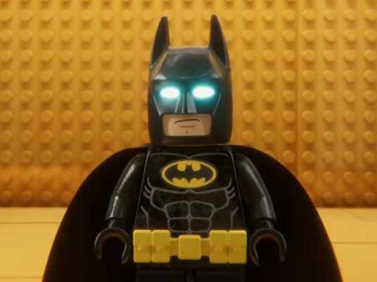 Lego lanza video con Batman para sensibilizar a niños sobre la pandemia video Lego Batman