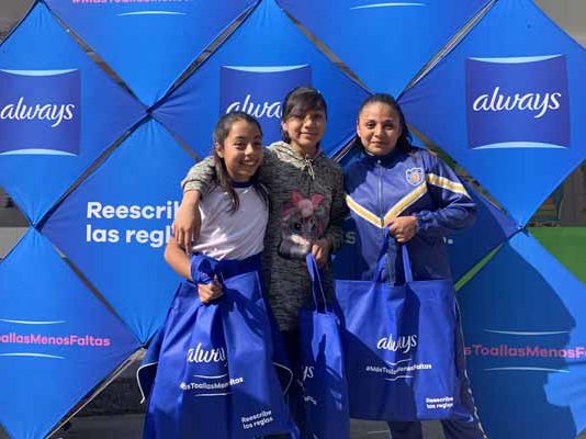 Always lanza campaña para erradicar la pobreza menstrual en México Always pobreza menstrual