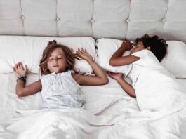 ¿Cuál es la mejor postura para tu columna vertebral? columna vertebral dormir
