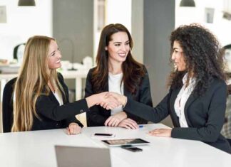 mujeres ejecutivas exitosas