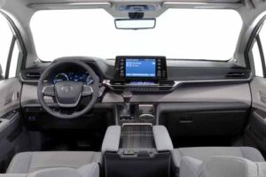 interior Toyota Sienna 2021