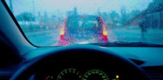 cómo manejar en temporada de lluvias