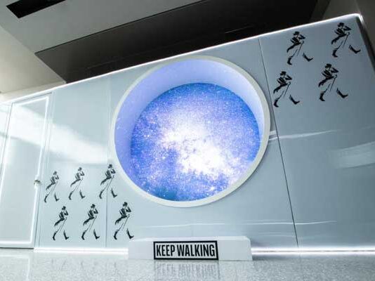 Vive la experiencia de Misión Keep Walking: The Comeback Experience experiencia Misión Keep Walking