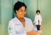Barbie lanza muñecas de mujeres sobresalientes en la lucha contra el COVID-19 mujeres doctoras contra el COVID-19