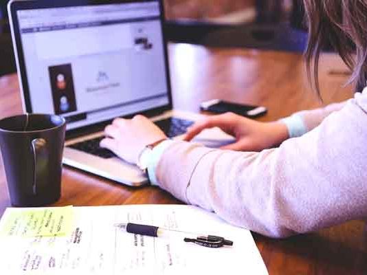 Consejos para hacer que tu página web cargue rápidamente Página web con carga rápida