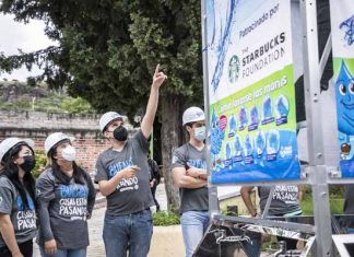 Fundación Starbucks lleva agua potable a La Cañada