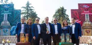 botella especial Gran Centenario Ángeles Azules