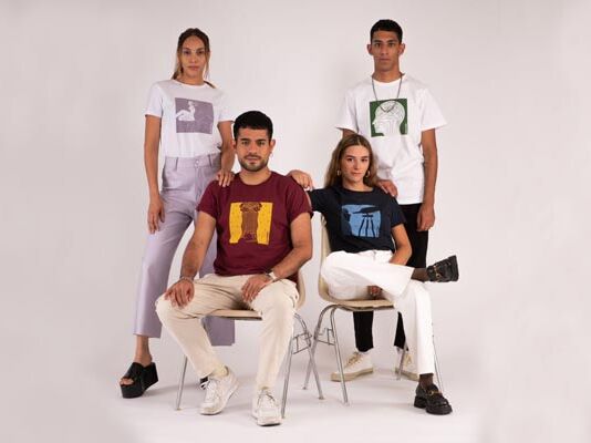 Moda responsable: Because ofrece ropa que invita a apoyar causas sociales moda sustentable Because