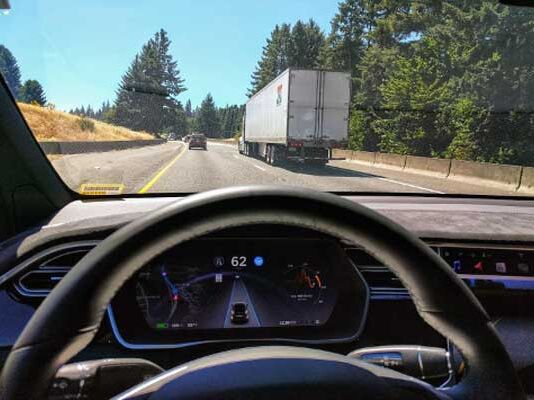 Piloto automático en autos