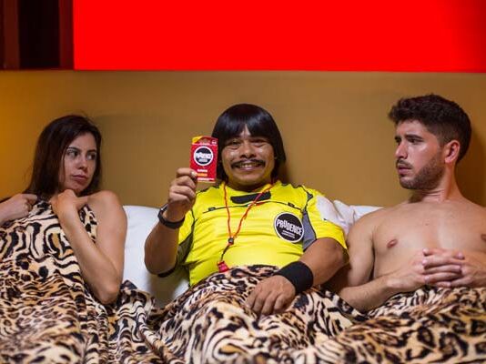Árbitro del Delicioso, la divertida campaña de Prudence para el Mundial Árbitro del Delicioso Prudence