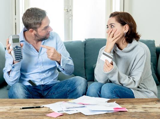 cómo salir de deudas por tarjetas de crédito