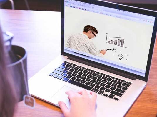 escuela de negocios cursos online