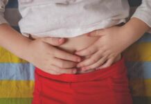 ¿Sabías que existen bacterias que benefician la digestión de tu hijo? bacterias salud digestiva