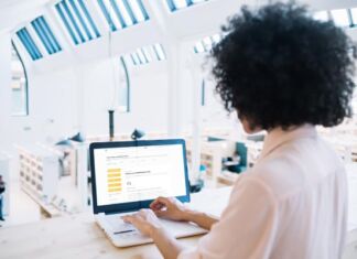 ¿Es posible trabajar en México y ganar en dólares? Cómo ganar en dólares en México