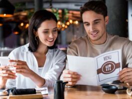 10 maneras de impresionar a los clientes de un restaurante Cómo impresionar a clientes de restaurante