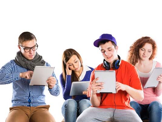 generación Z y su relación con tecnología