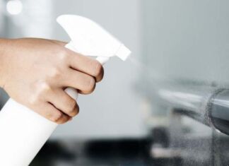 ¿Qué productos de limpieza nunca debes mezclar? productos de limpieza que no se deben mezclar