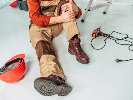 6 acciones para evitar accidentes de trabajo en las empresas cómo prevenir accidentes de trabajo