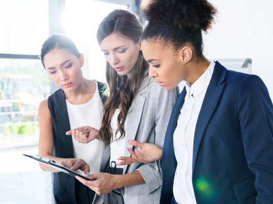 Obstáculos en la inserción laboral de las mujeres en México obstáculos inserción laboral mujeres