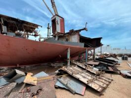 Trabajan en la recuperación de material ferroso en la Península de Yucatán recuperación de material ferroso