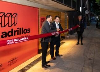 Chicharito Hernández socio 100 Ladrillos