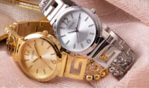 colección Monogram Guess