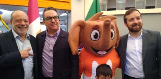 inauguración fábrica de cereales Kellogg