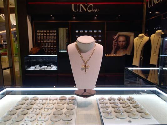 puntos de venta Unode50