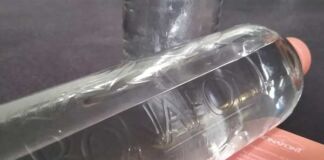 botella sin etiquetas Bonafont