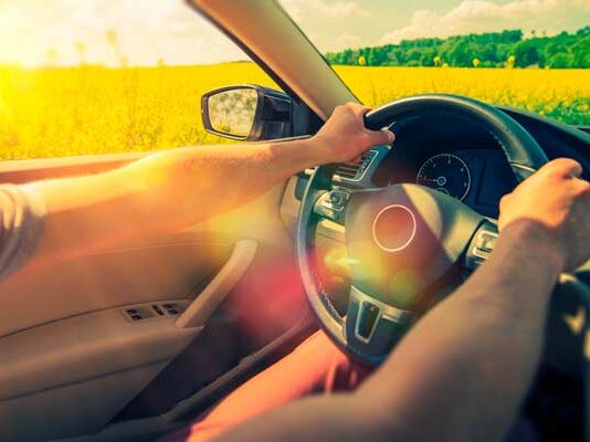 viajar en auto en época de calor
