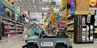 carrifoneo en Sodimac por sexto aniversario