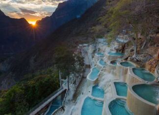 Grutas de Tolantongo Civitatis