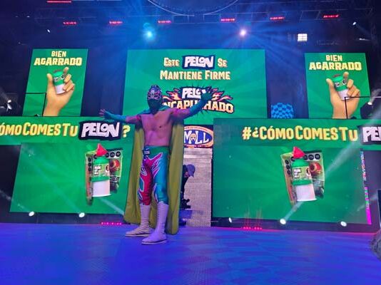 Pelon Encapuchado, el personaje de Pelon Pelo Rico que combina lucha libre y diversión Pelon Encapuchado Pelón Pelo Rico