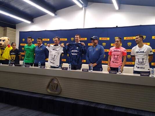 DHL Express renueva patrocinio por tres años más con Pumas renovación contrato DHL y Pumas