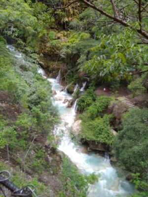 río Grutas de Tolantongo