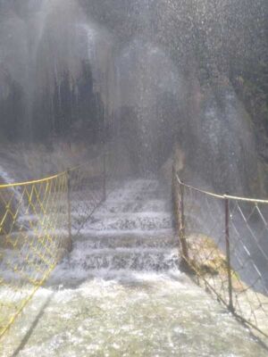 túnel de agua Grutas de Tolantongo