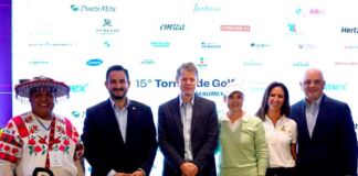 Aeroméxico apoya educación en México