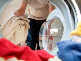 ¿Vives solo? Tips para ahorrar agua y energía al usar la lavadora en casa ahorrar agua y energía en la lavadora
