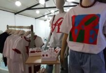 Stradivarius apuesta por el color rojo en esta temporada de San Valentín Love Robert Indiana en Stradivarius