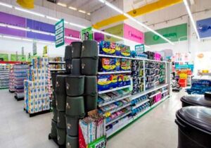 señalización en tienda Waldo's