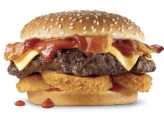 hamburguesas 2x1 Carl's Bisiesto Day