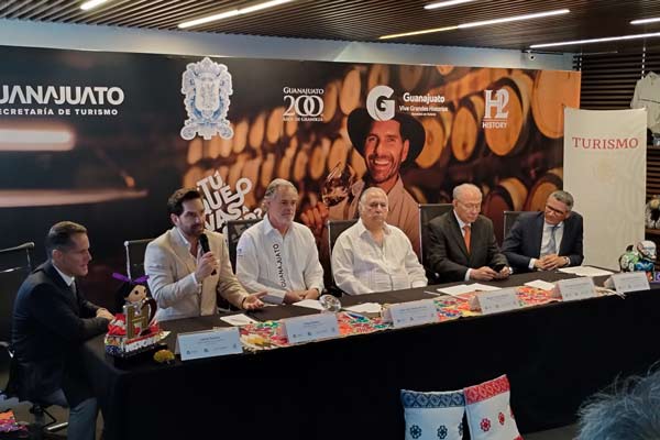 serie ¿Y tú, tú que vas a hacer? History 2