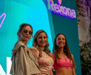 Belinda embajadora de Rexona