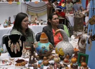 artesanos en la Feria Las Manos del Mundo