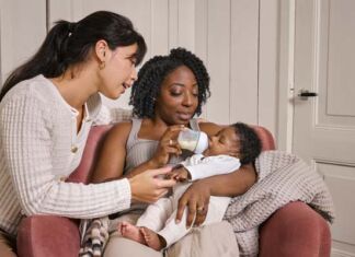 Philips Avent pide apoyar a las mamás en su nueva campaña “Share the Care” campaña Share the Care Philips Avent