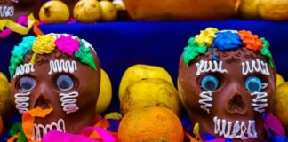 ofrenda de Día de Muertos